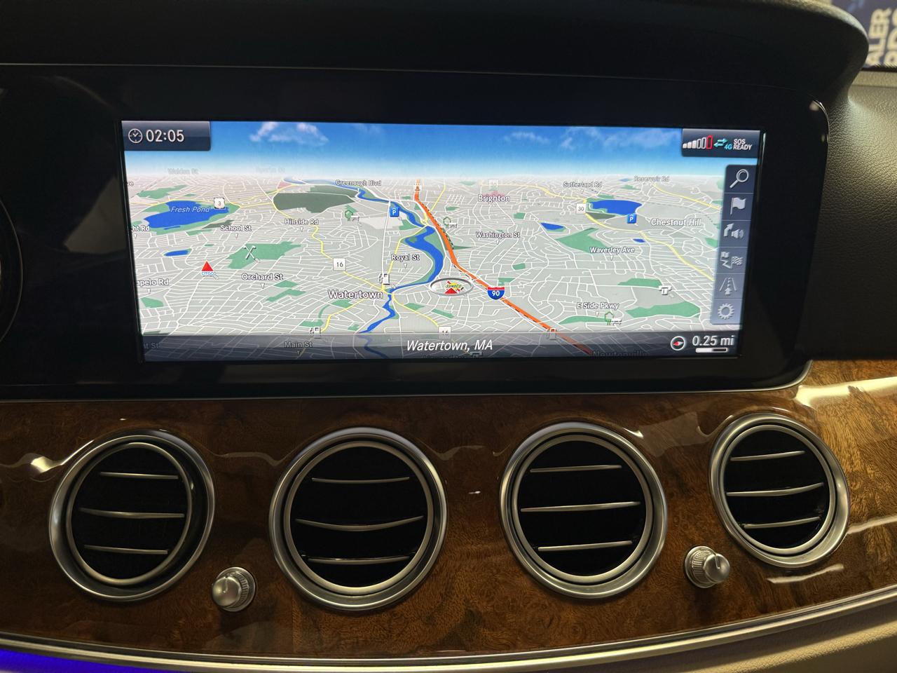 Mercedes-Benz E-Class E300 Luxury 4MATIC Sedan 2019