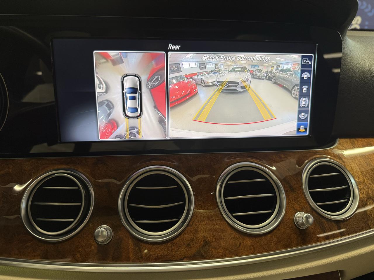 Mercedes-Benz E-Class E300 Luxury 4MATIC Sedan 2019