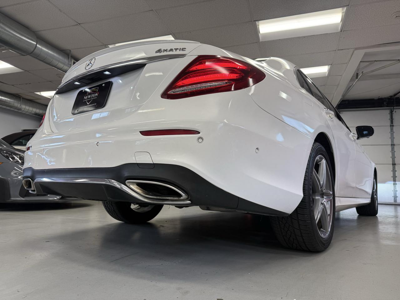 Mercedes-Benz E-Class E300 Luxury 4MATIC Sedan 2019