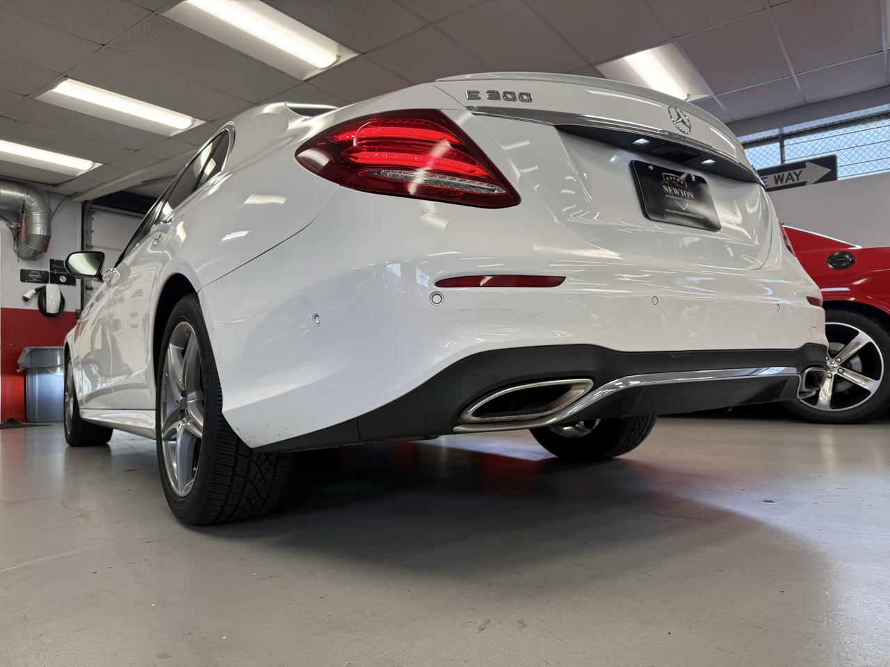Mercedes-Benz E-Class E300 Luxury 4MATIC Sedan 2019