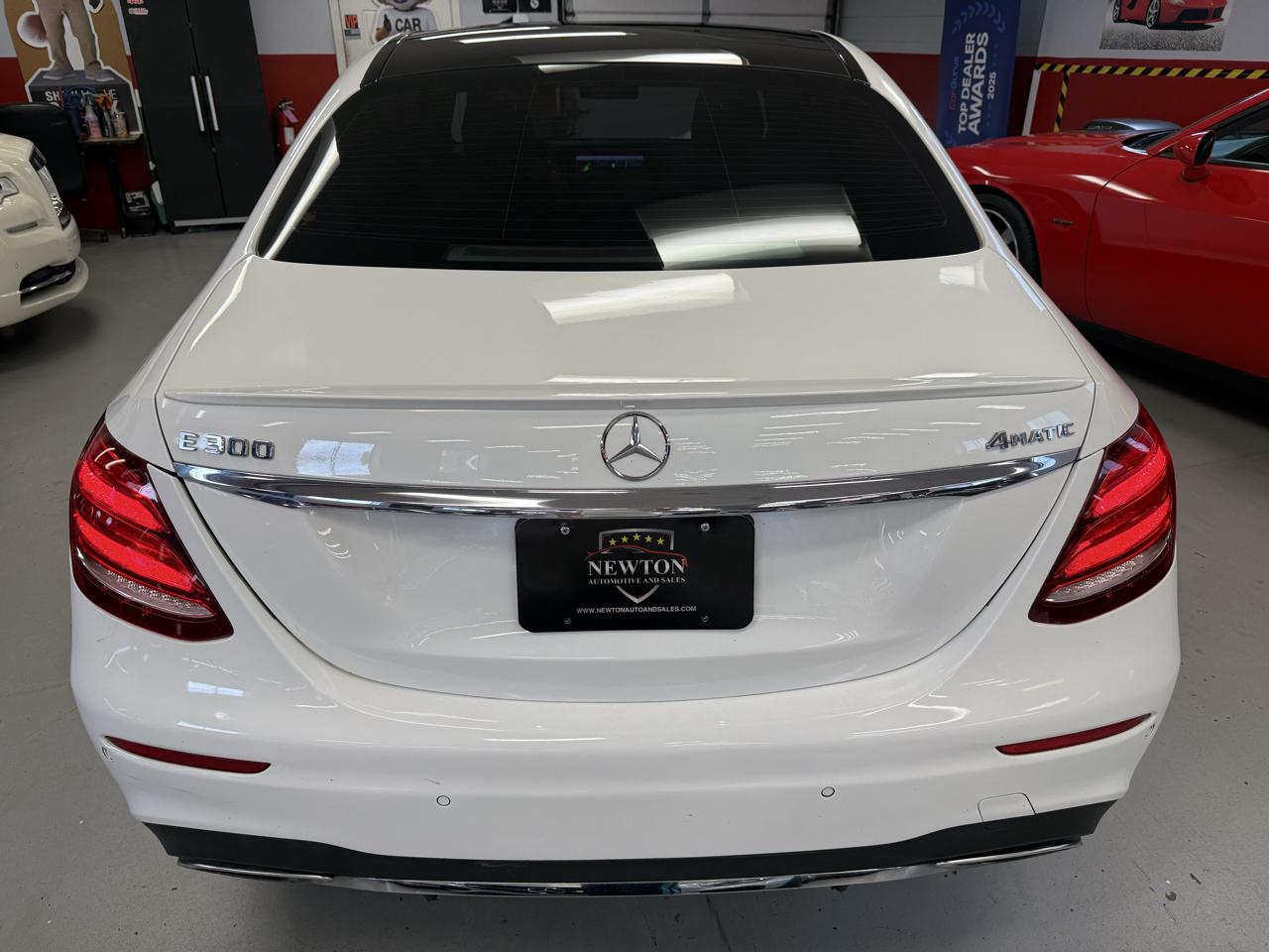 Mercedes-Benz E-Class E300 Luxury 4MATIC Sedan 2019