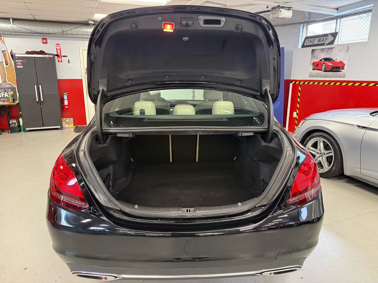 Mercedes-Benz C-Class C300 4MATIC Sedan 2019