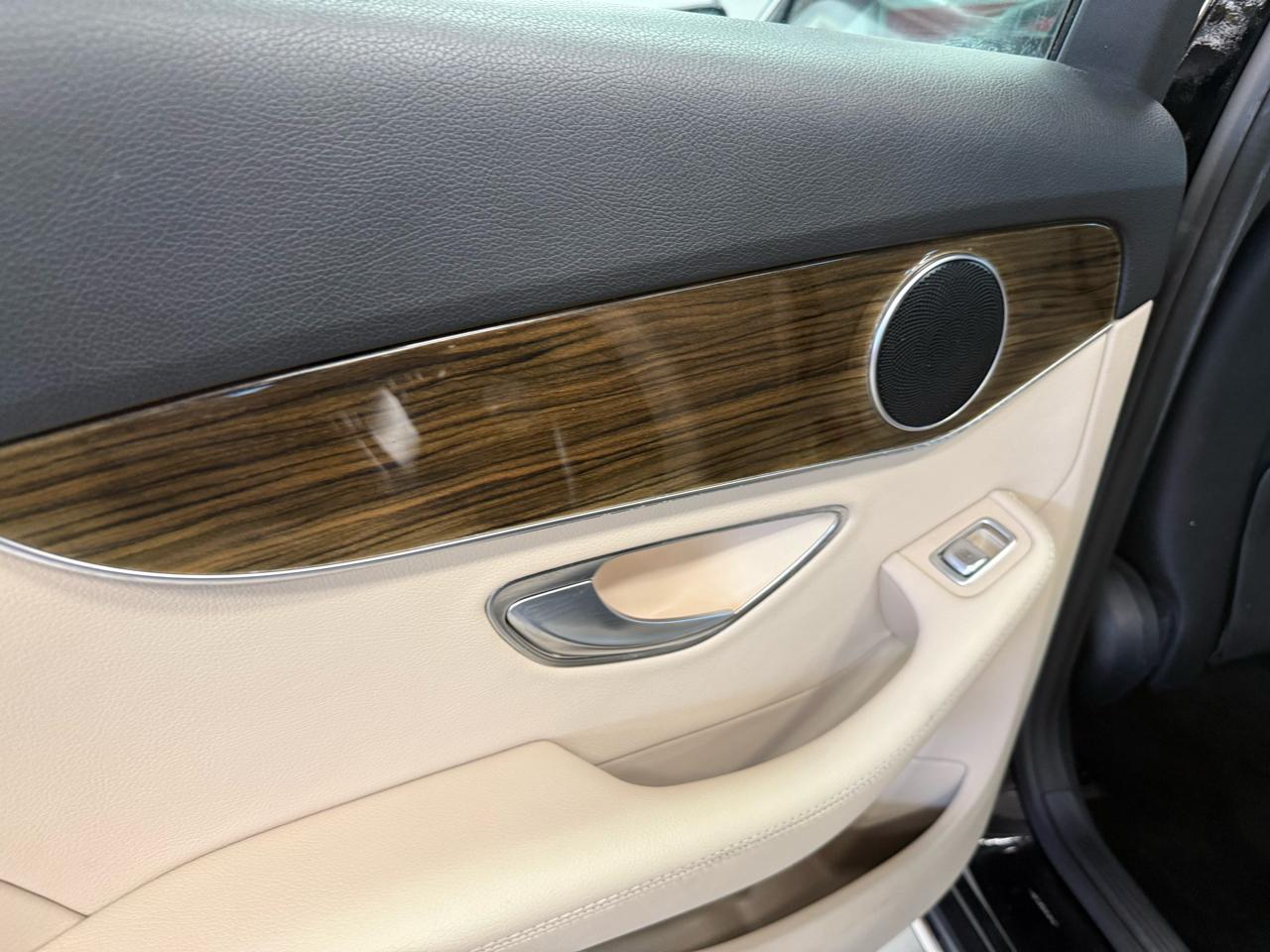 Mercedes-Benz C-Class C300 4MATIC Sedan 2019