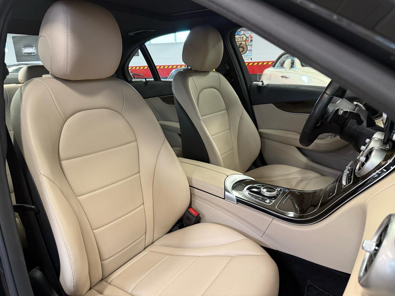 Mercedes-Benz C-Class C300 4MATIC Sedan 2019