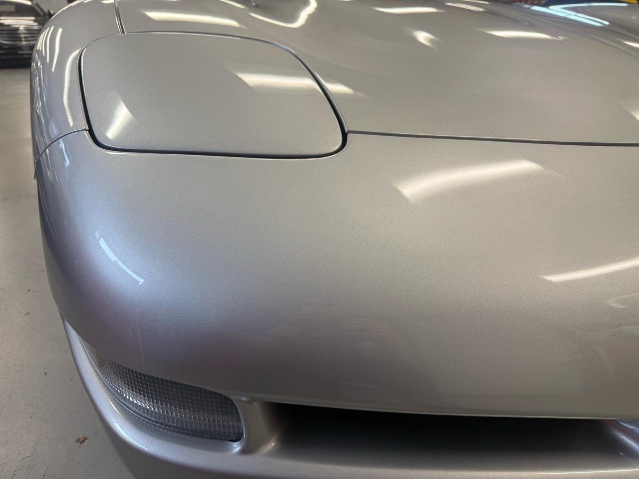 Chevrolet Corvette Preferred 2LT Convertible Manual 2002