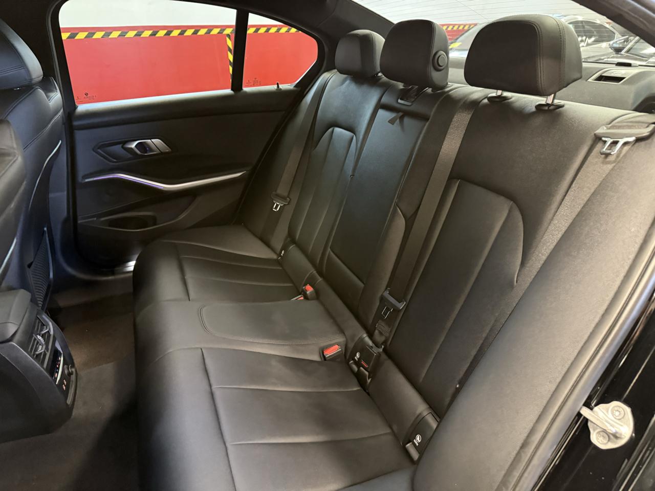 BMW 3-Series 330i 2020
