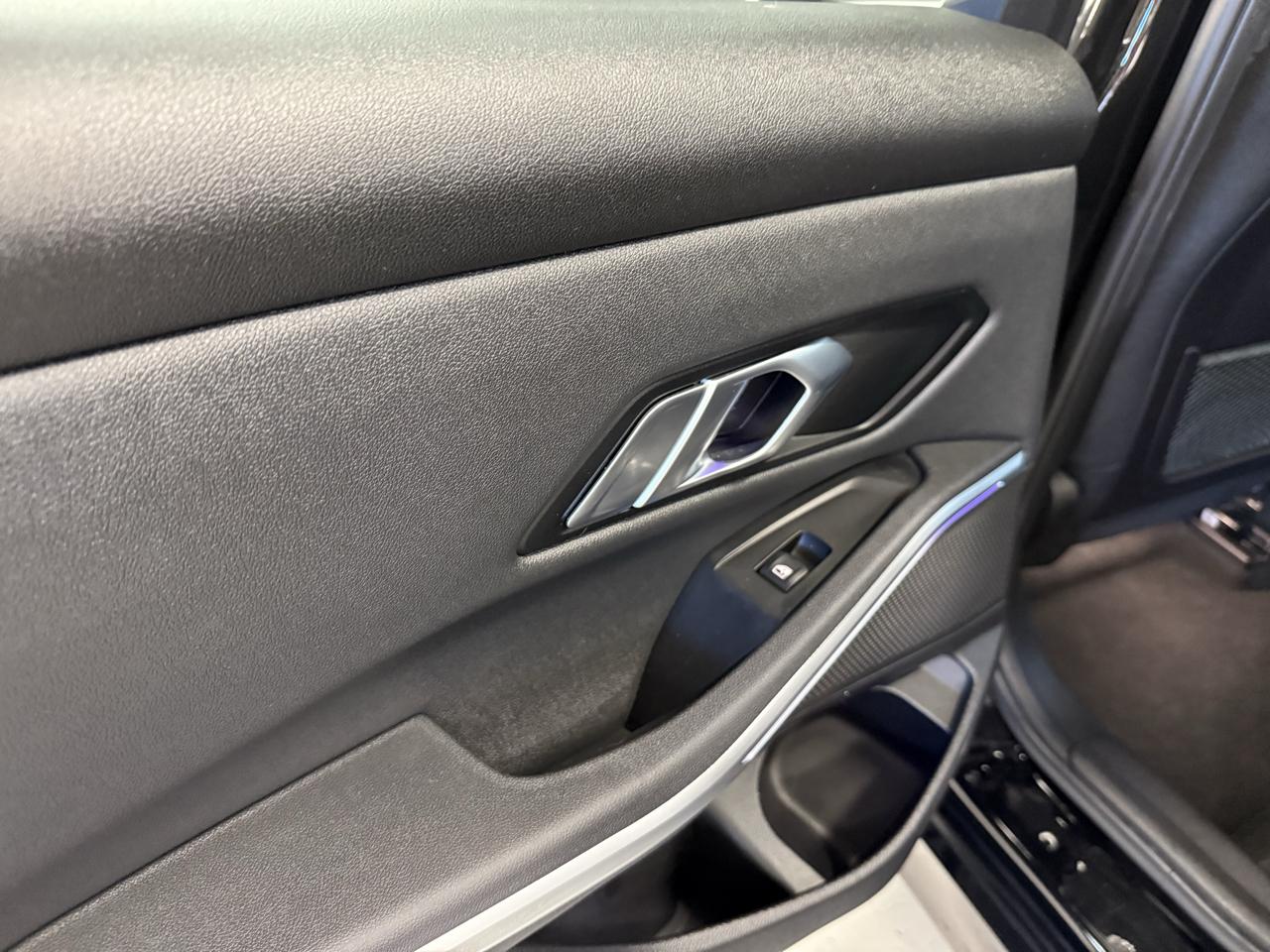 BMW 3-Series 330i 2020
