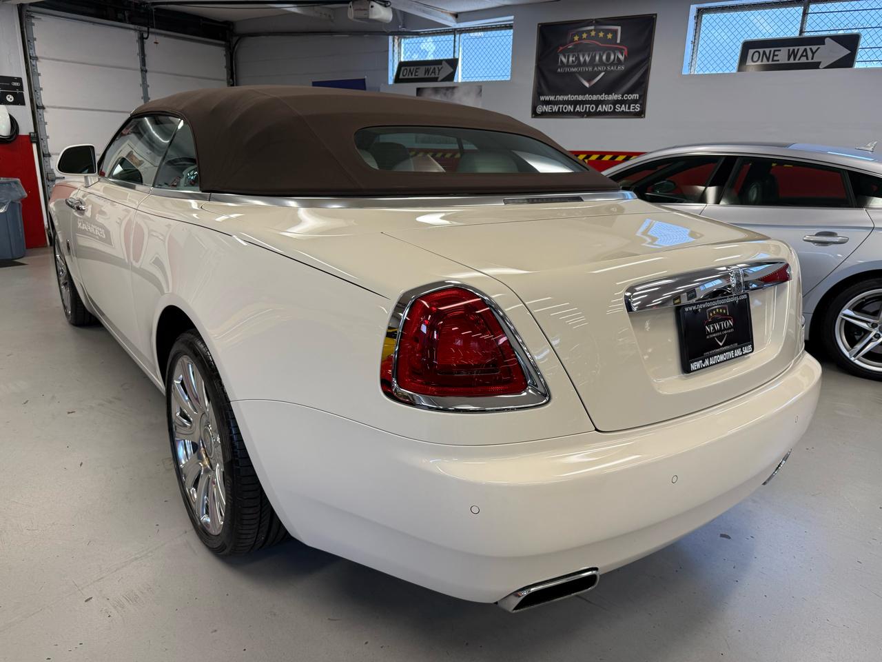 Rolls-Royce Dawn Base 2017