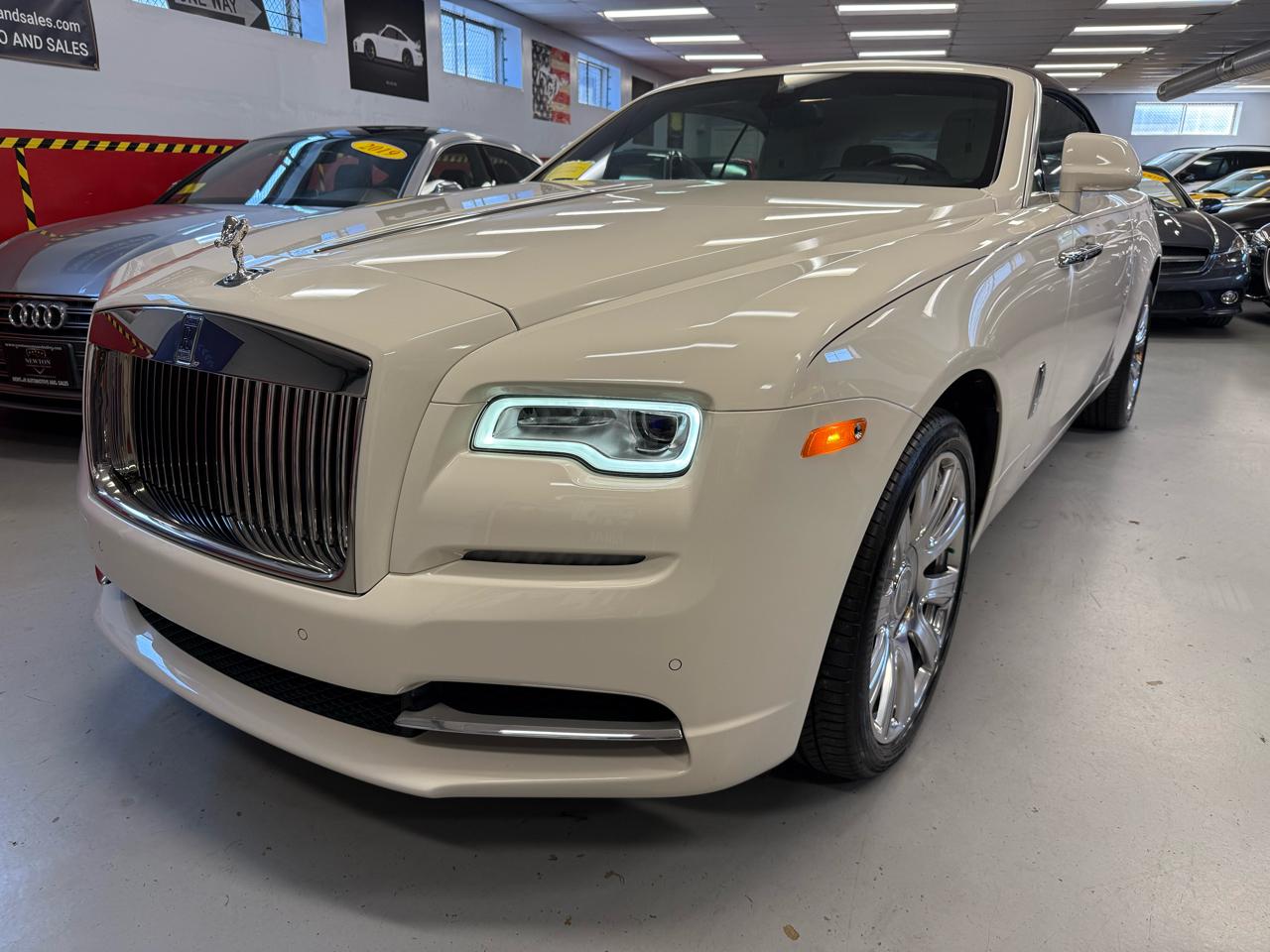 Rolls-Royce Dawn Base 2017