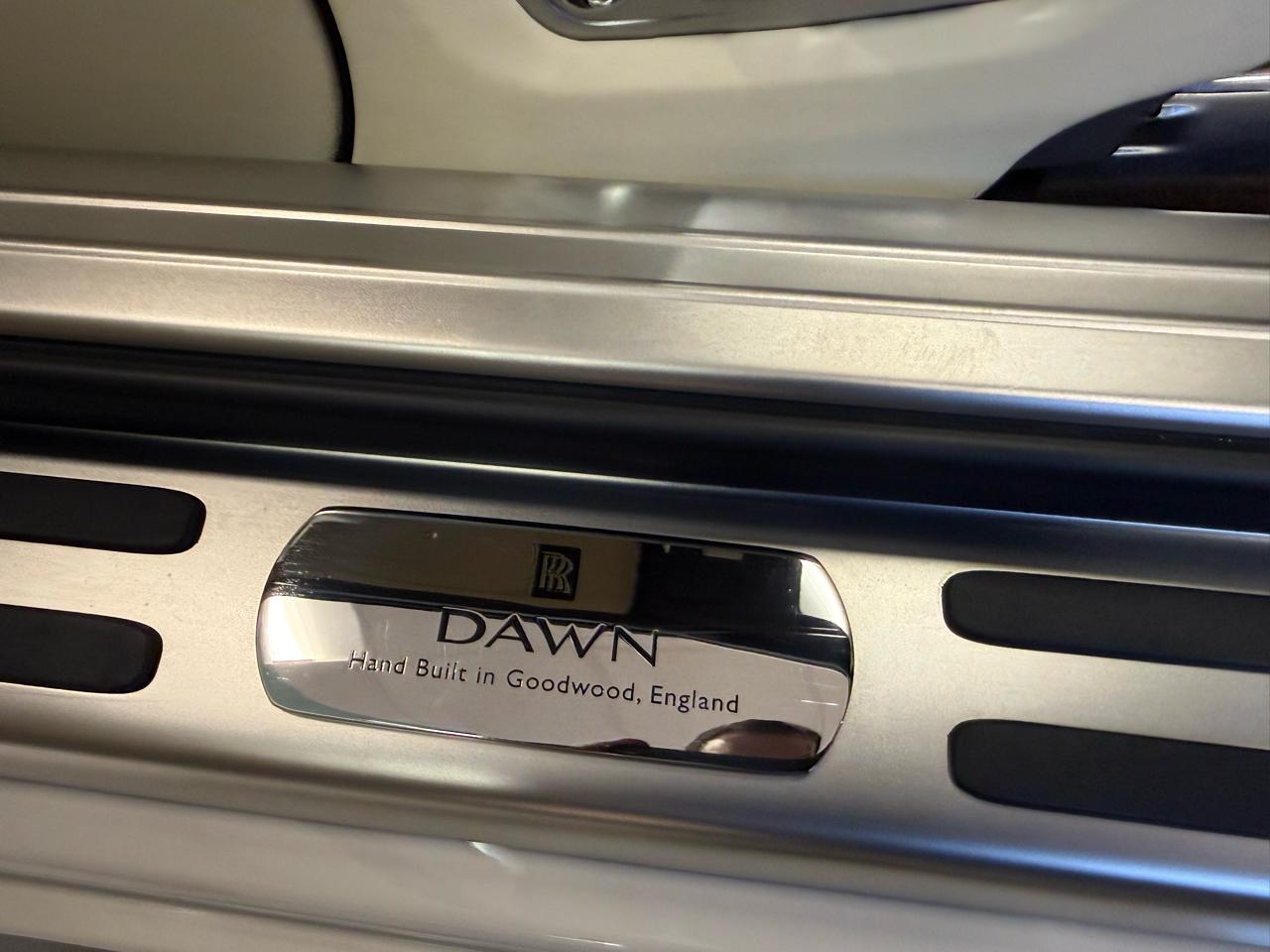 Rolls-Royce Dawn Base 2017