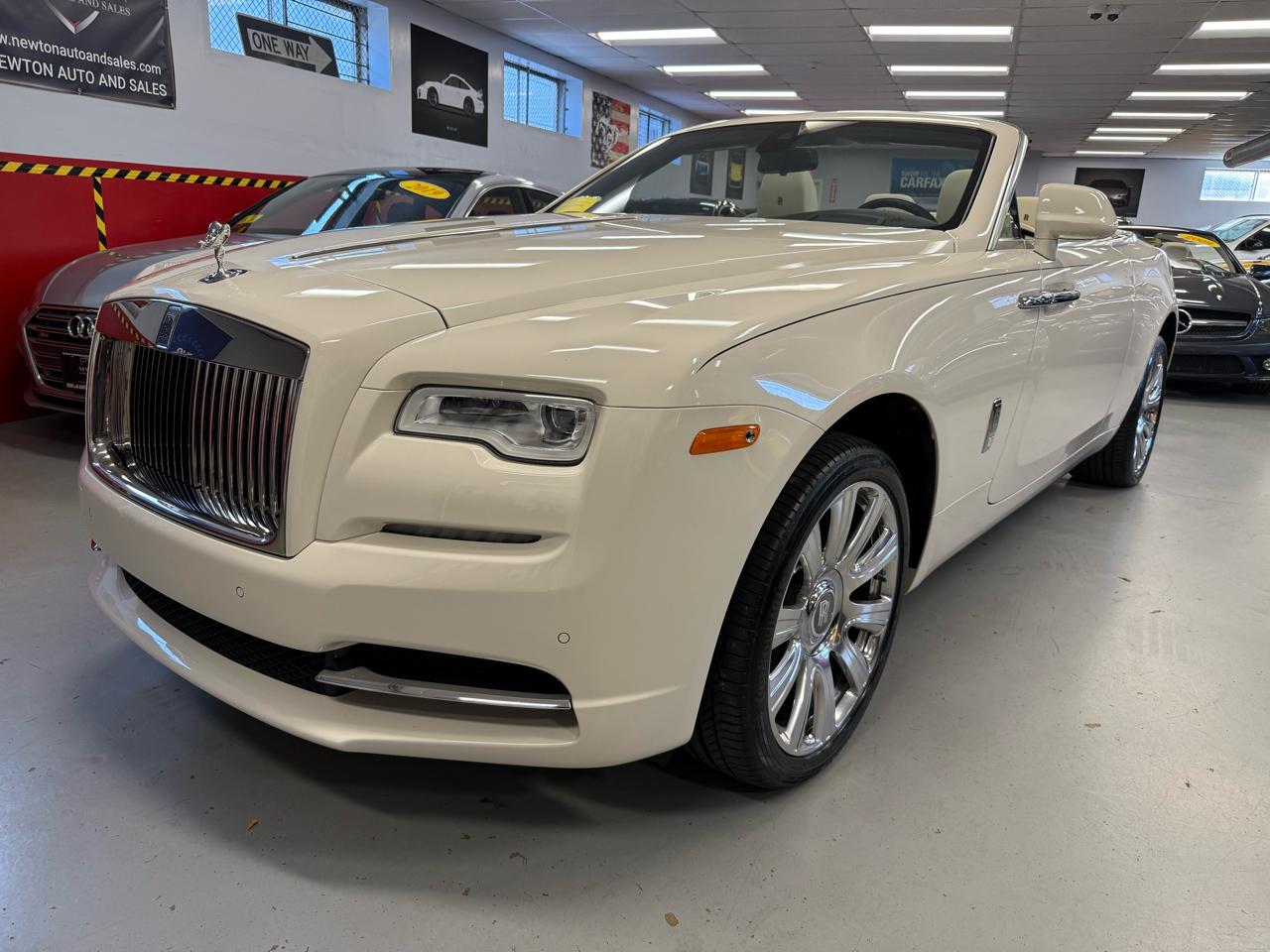 Rolls-Royce Dawn Base 2017