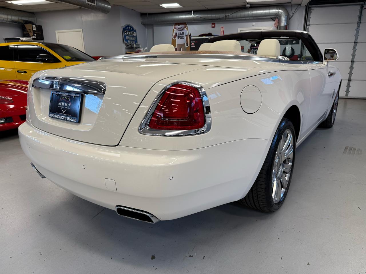 Rolls-Royce Dawn Base 2017