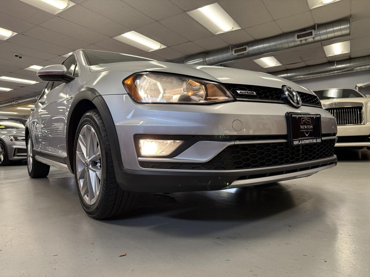 Volkswagen Golf Alltrack TSI S 6A 2017