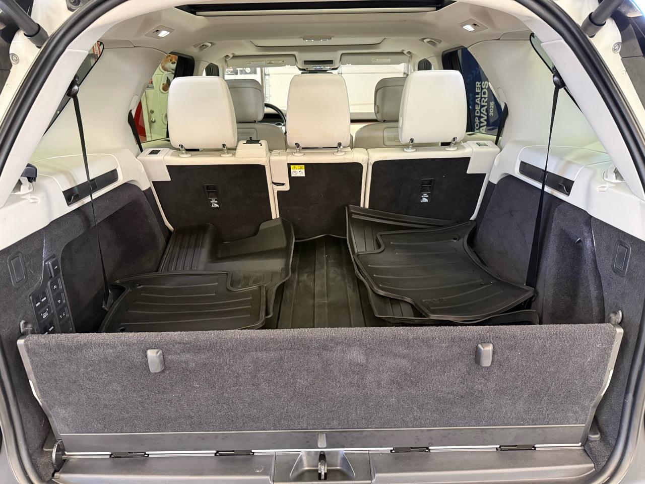 Land Rover Discovery S 2023