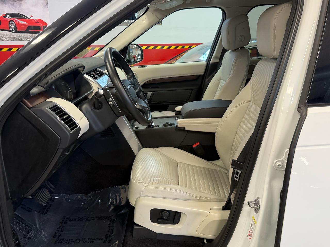 Land Rover Discovery S 2023