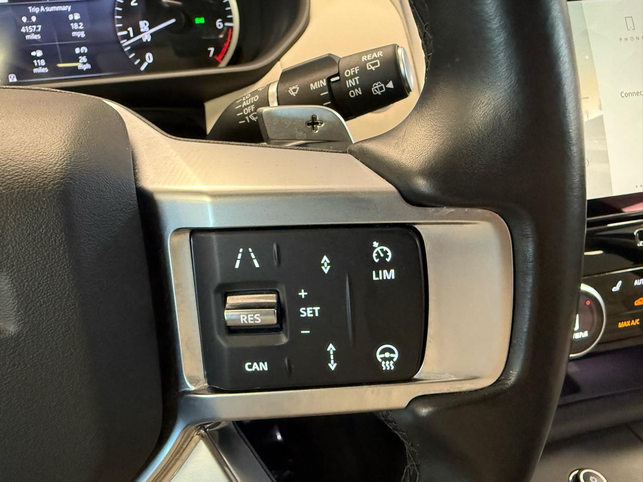 Land Rover Discovery S 2023