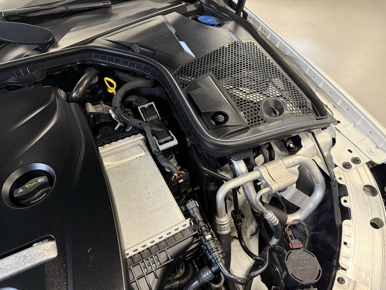 Mercedes-Benz C-Class C300 4MATIC Sedan 2018