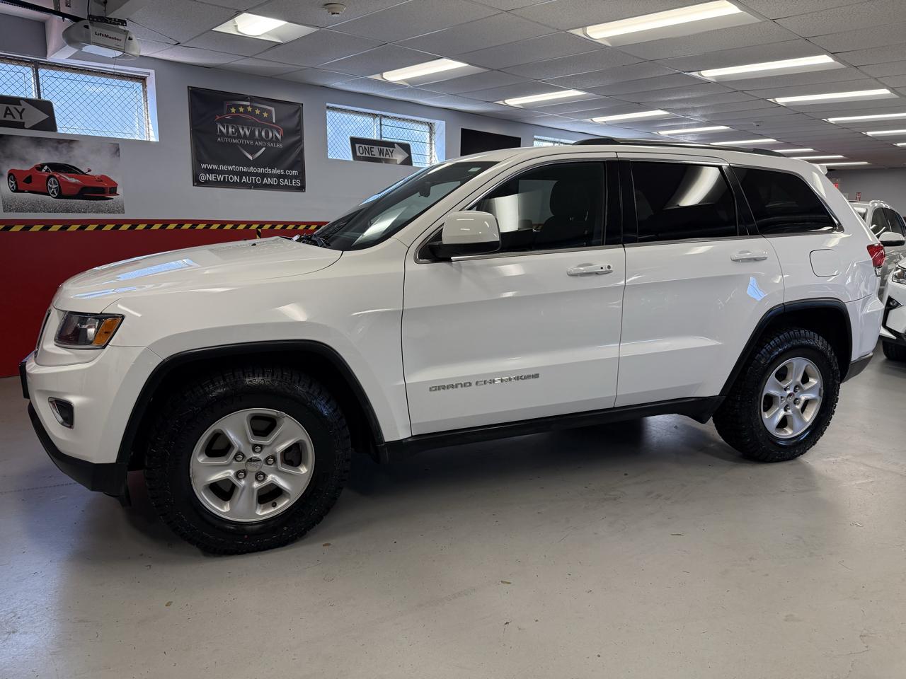 Jeep Grand Cherokee Laredo 4WD 2014