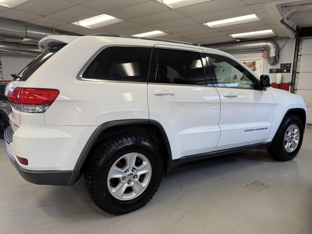Jeep Grand Cherokee Laredo 4WD 2014
