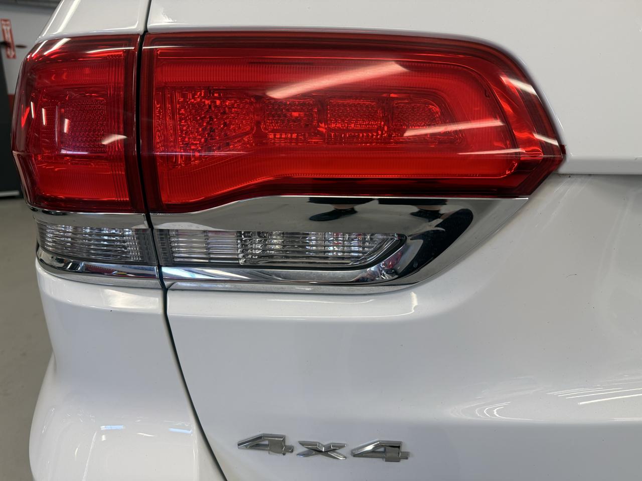 Jeep Grand Cherokee Laredo 4WD 2014