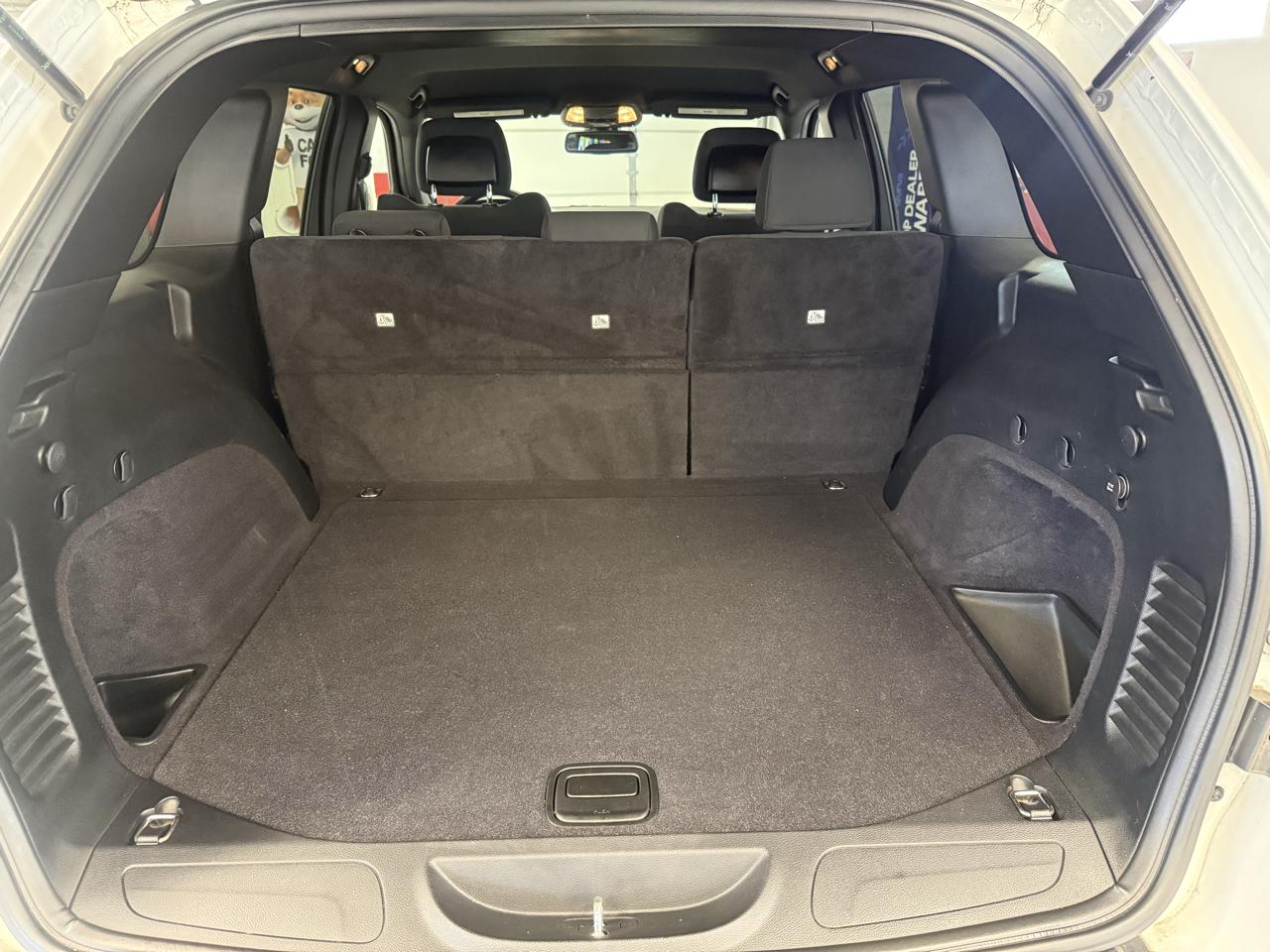 Jeep Grand Cherokee Laredo 4WD 2014