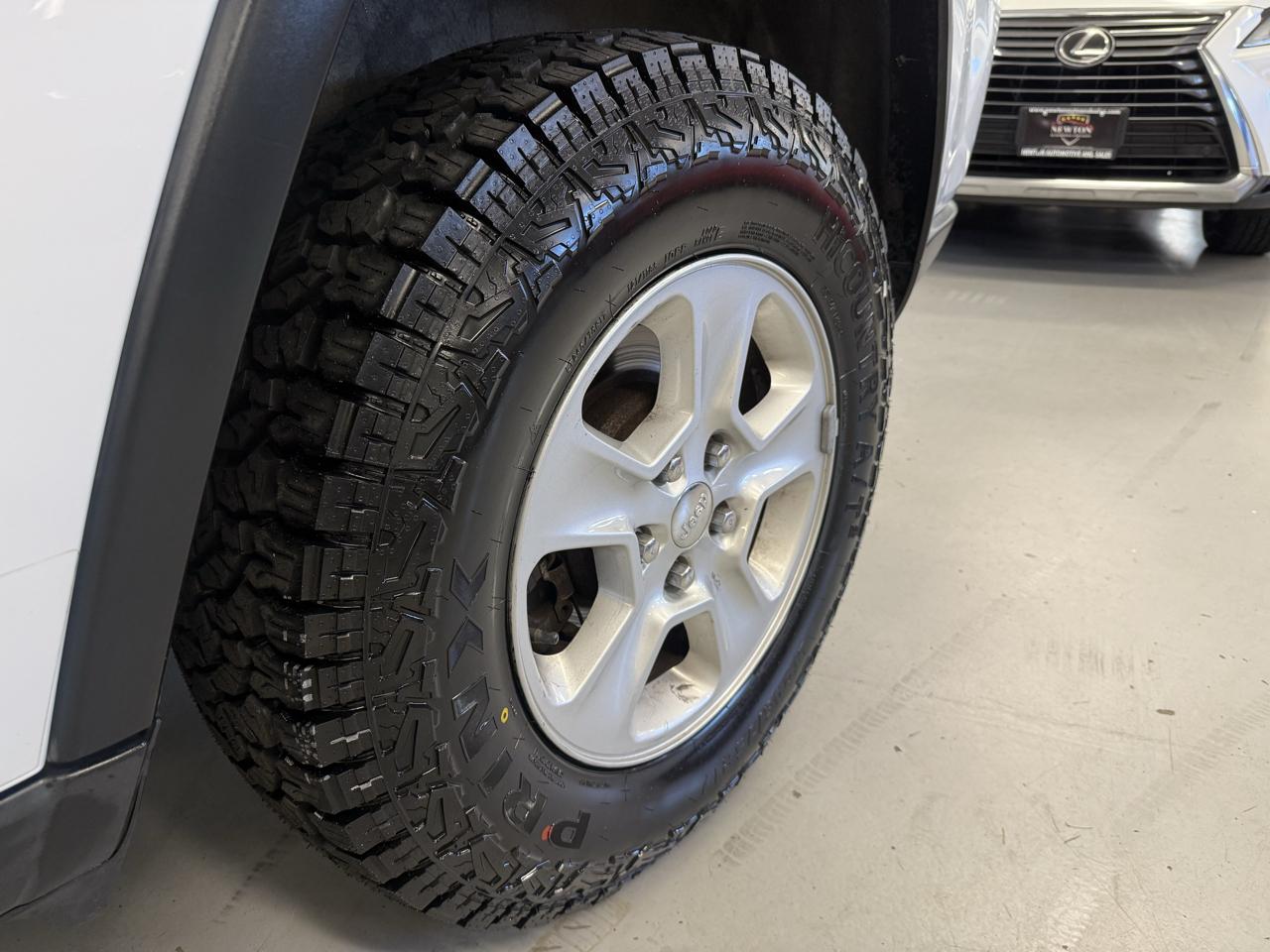 Jeep Grand Cherokee Laredo 4WD 2014