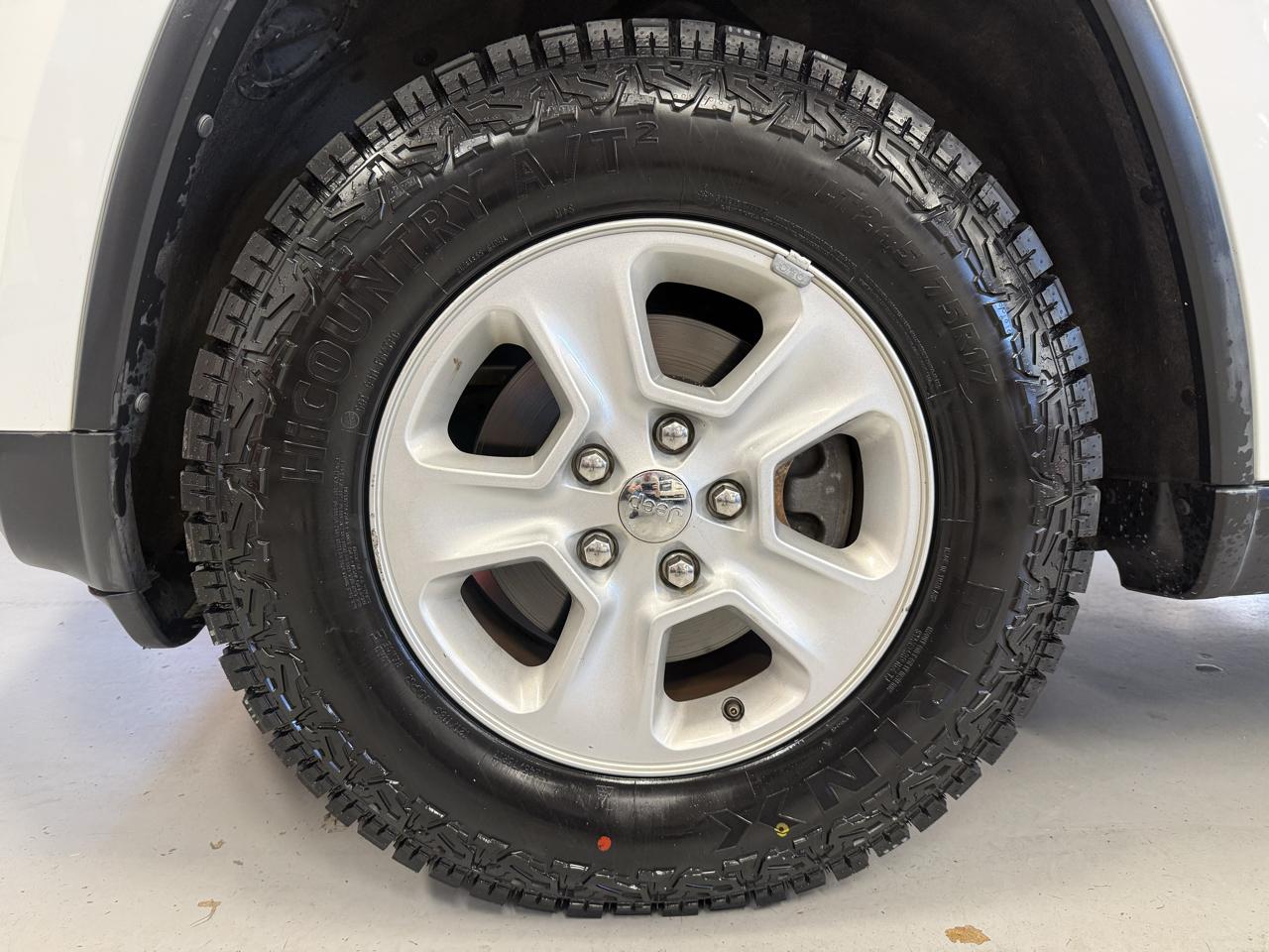 Jeep Grand Cherokee Laredo 4WD 2014