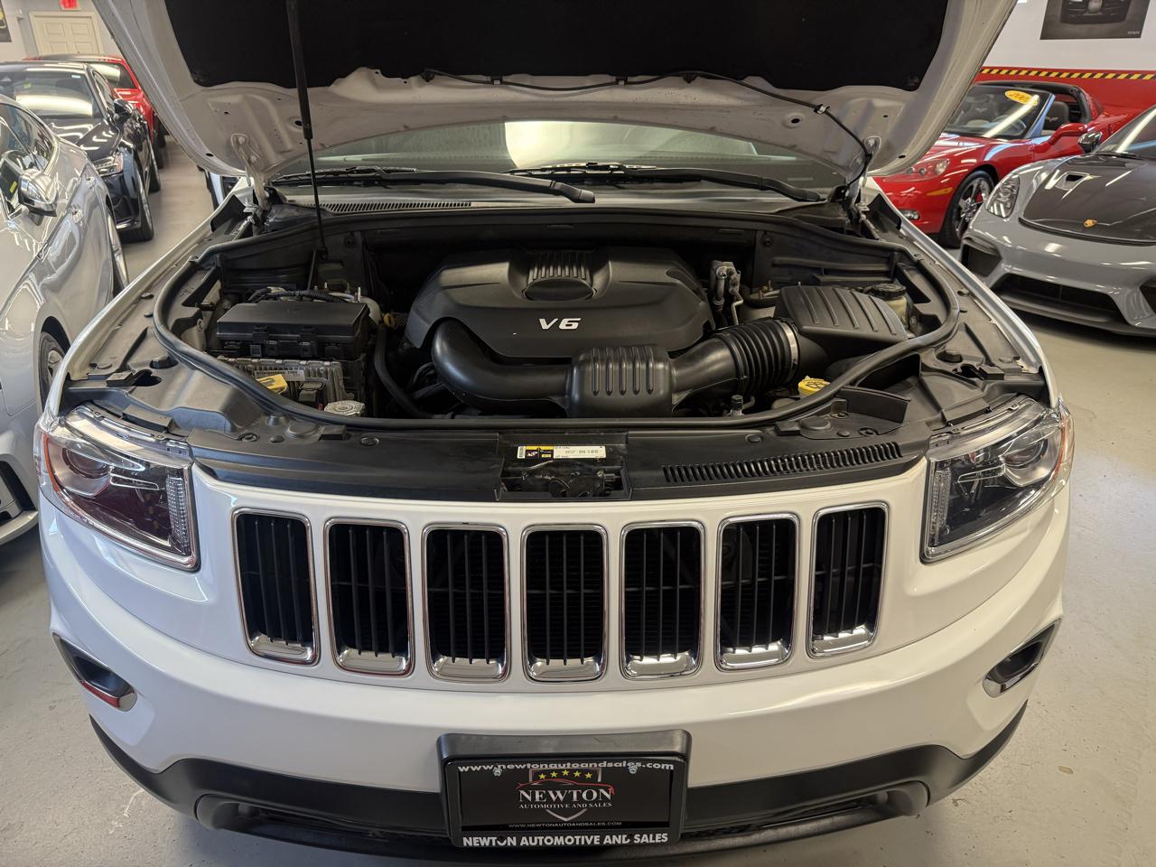 Jeep Grand Cherokee Laredo 4WD 2014