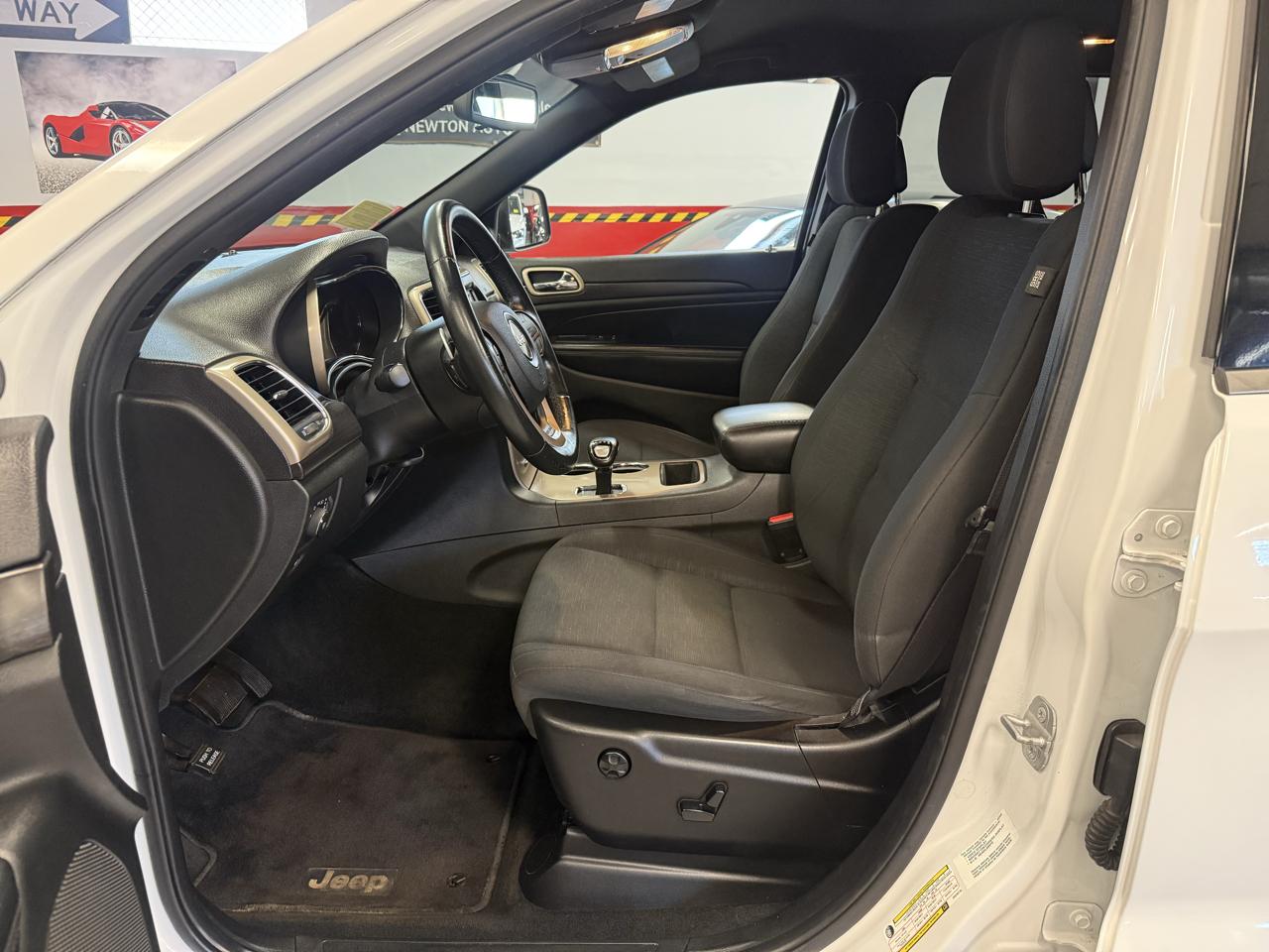 Jeep Grand Cherokee Laredo 4WD 2014
