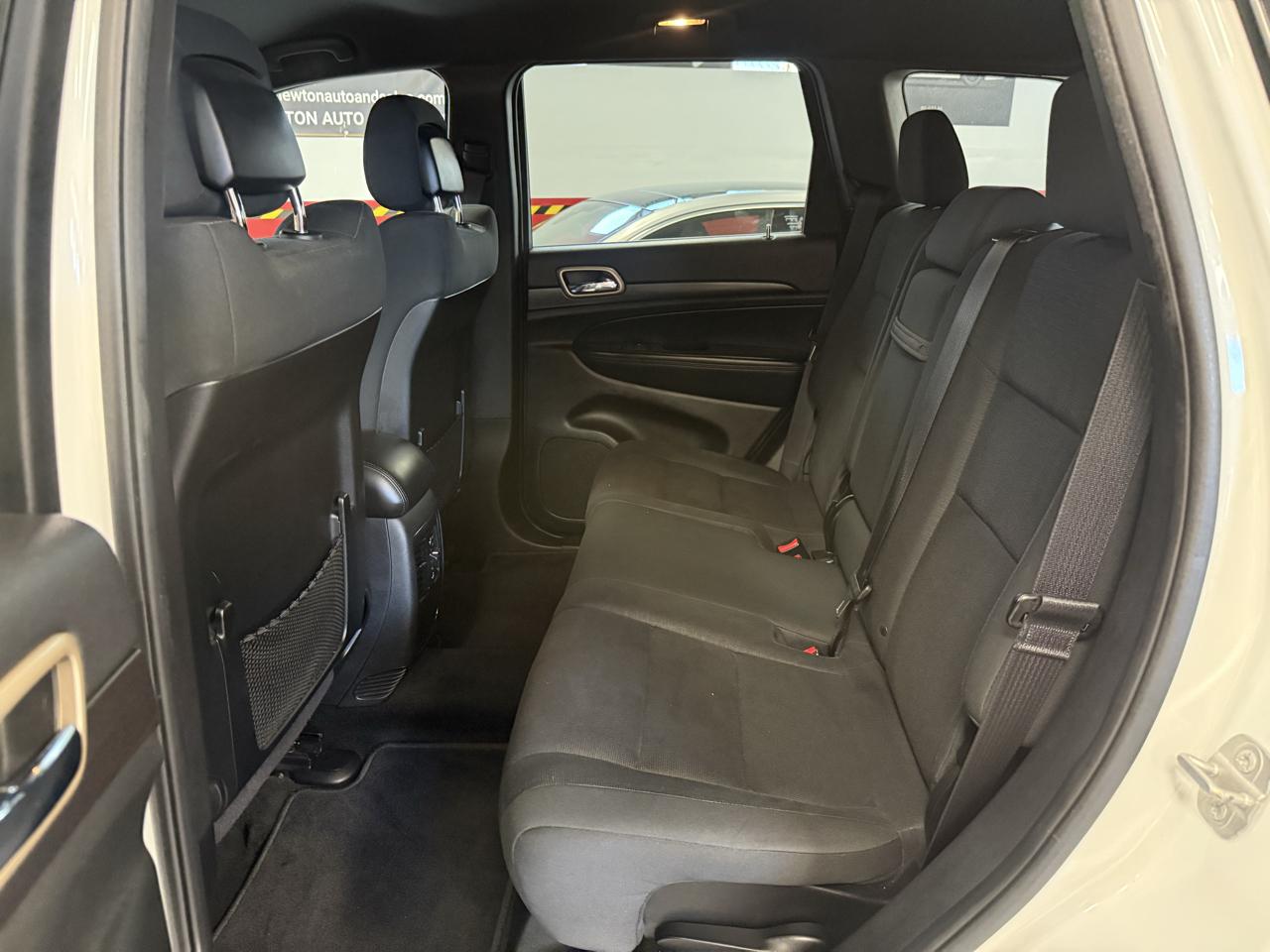 Jeep Grand Cherokee Laredo 4WD 2014