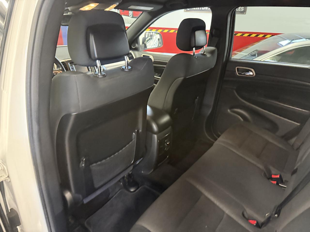 Jeep Grand Cherokee Laredo 4WD 2014