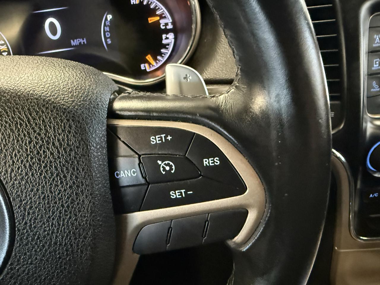 Jeep Grand Cherokee Laredo 4WD 2014