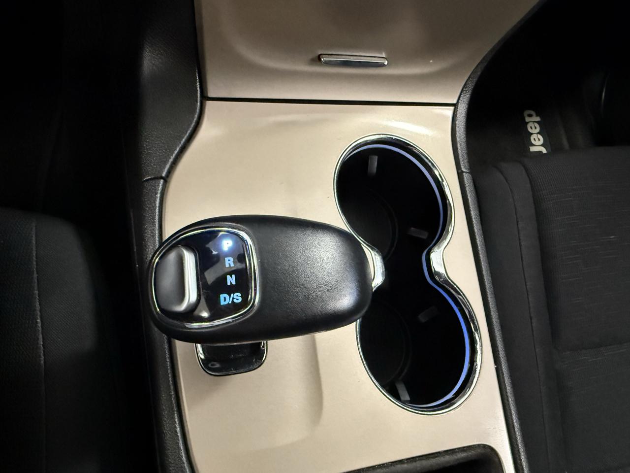 Jeep Grand Cherokee Laredo 4WD 2014
