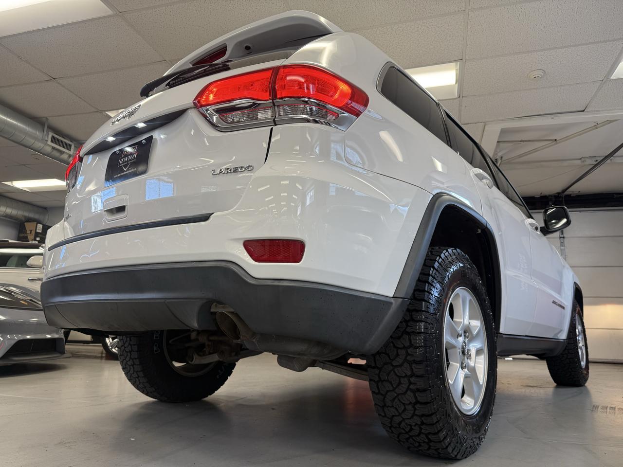 Jeep Grand Cherokee Laredo 4WD 2014