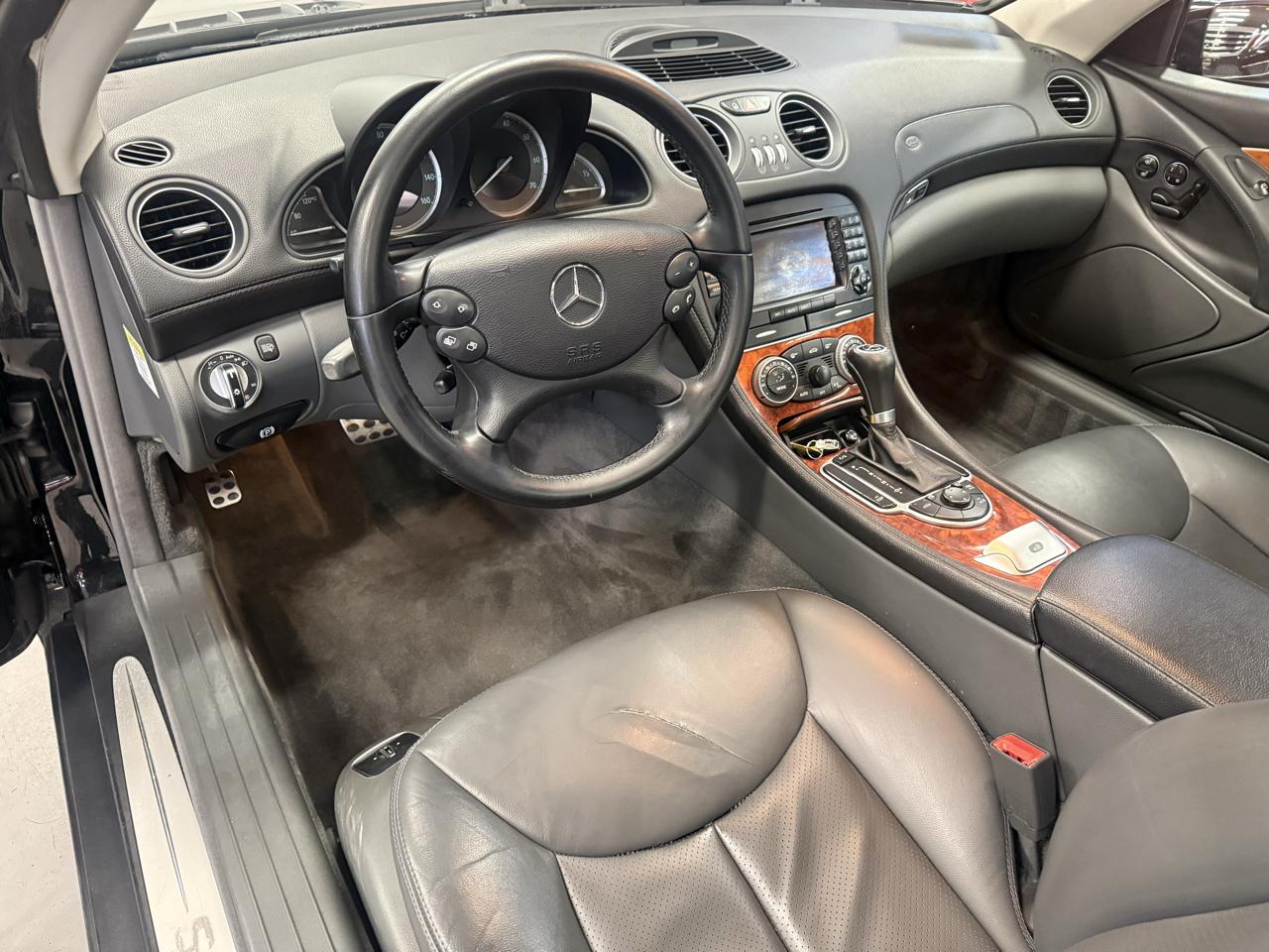 Mercedes-Benz SL-Class SL500 2005