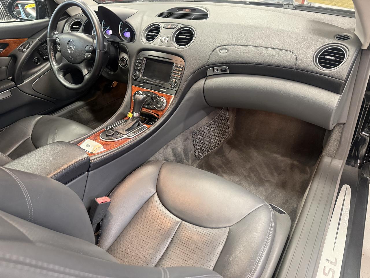 Mercedes-Benz SL-Class SL500 2005