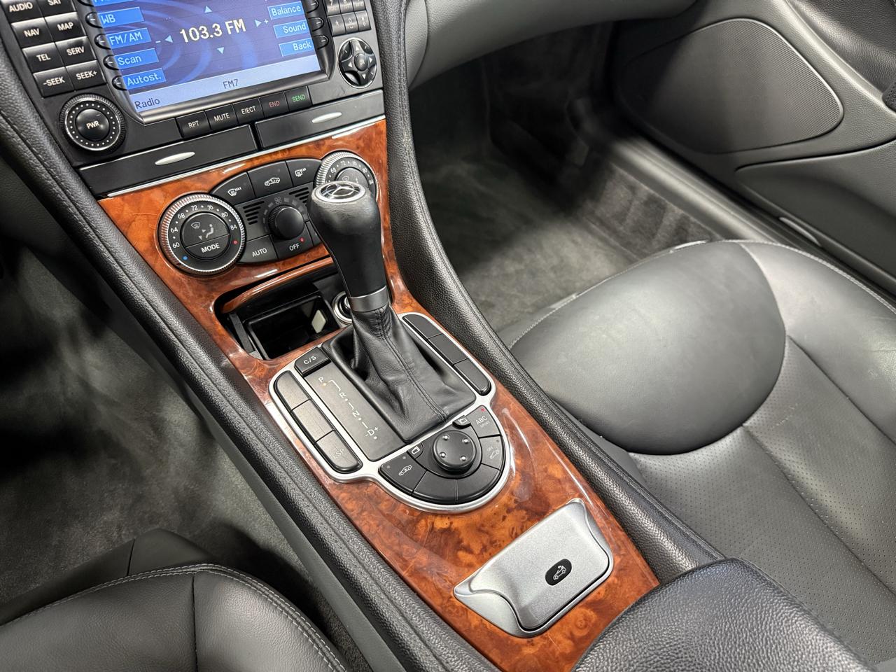 Mercedes-Benz SL-Class SL500 2005
