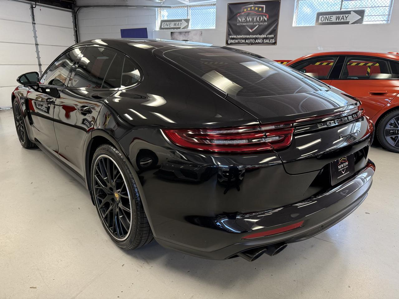 Porsche Panamera 4S 2018