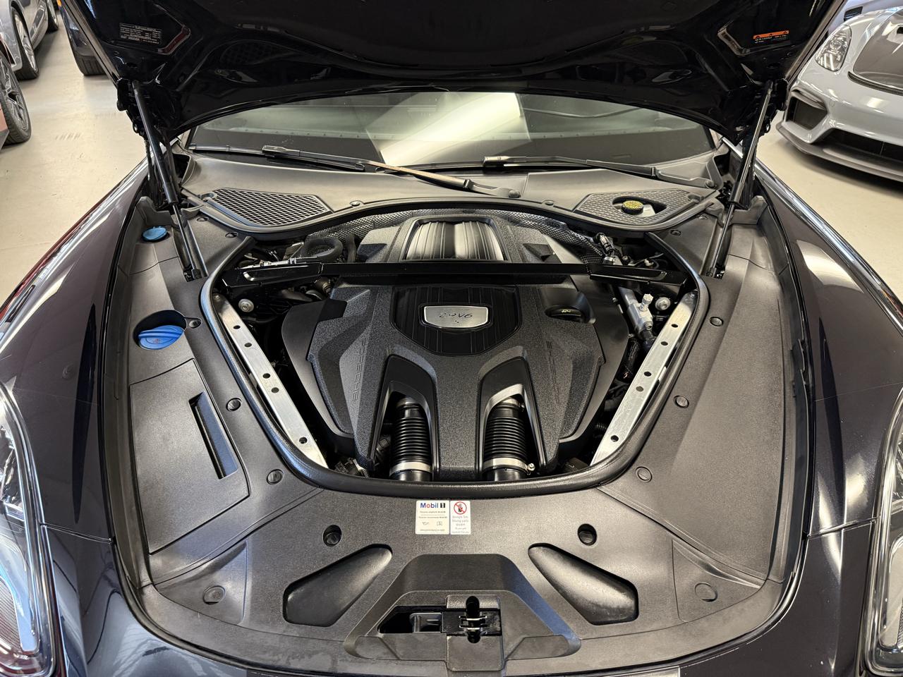 Porsche Panamera 4S 2018