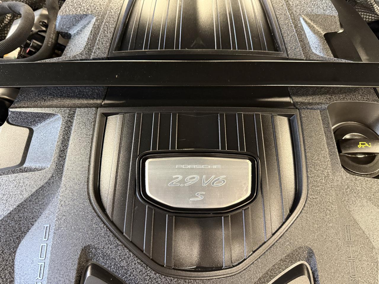 Porsche Panamera 4S 2018
