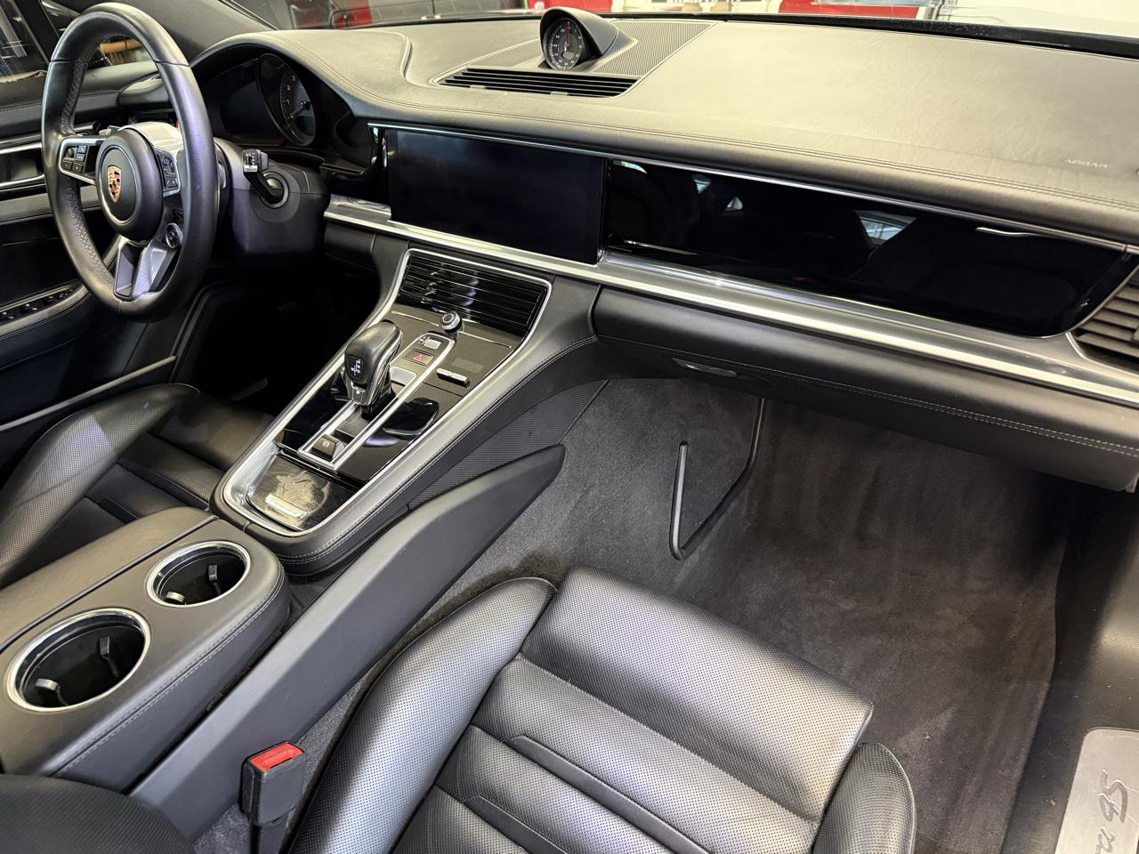 Porsche Panamera 4S 2018