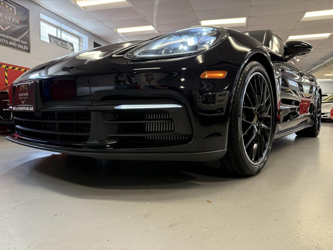Porsche Panamera 4S 2018