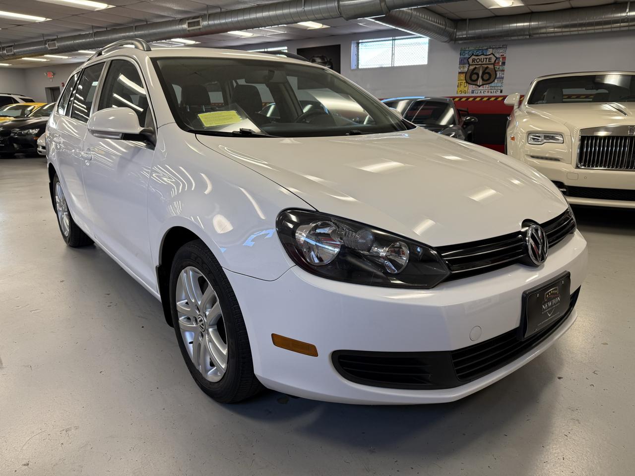 Volkswagen Jetta SportWagen 2.0L TDI 2011