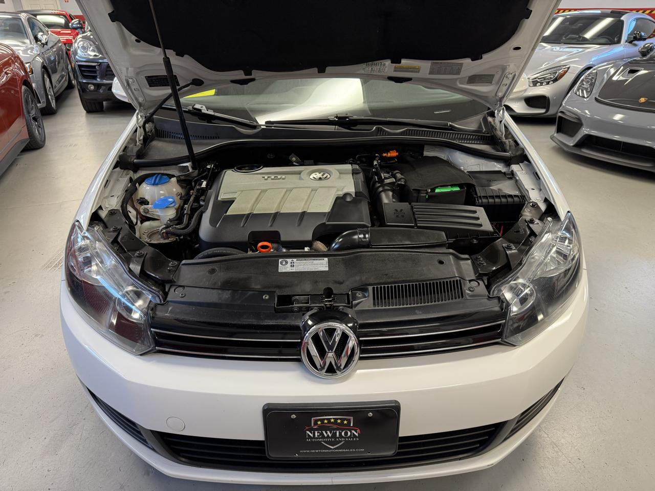 Volkswagen Jetta SportWagen 2.0L TDI 2011