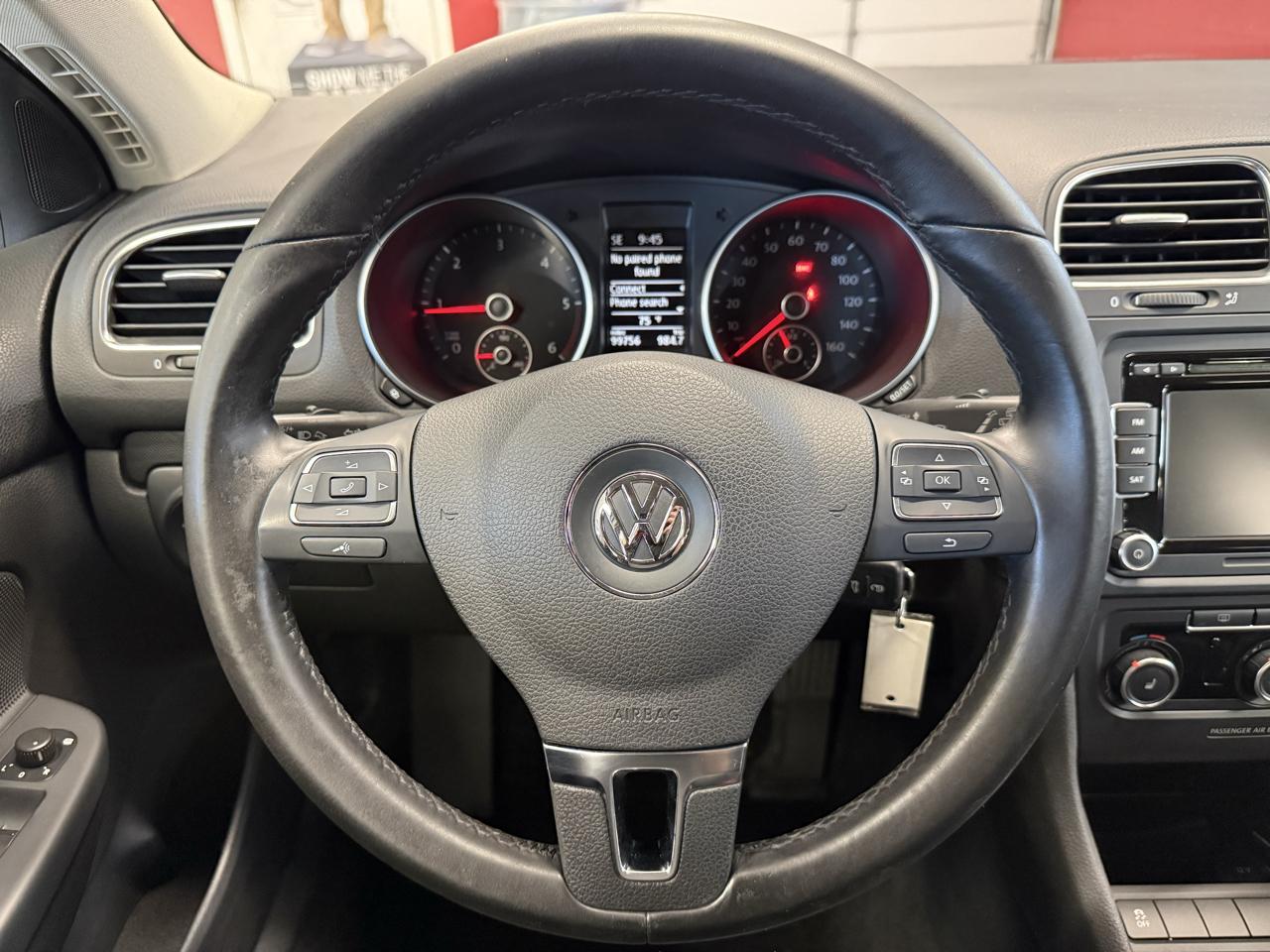 Volkswagen Jetta SportWagen 2.0L TDI 2011
