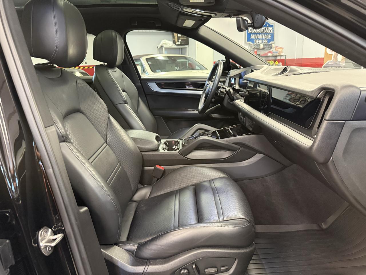Porsche Cayenne Coupe 2024