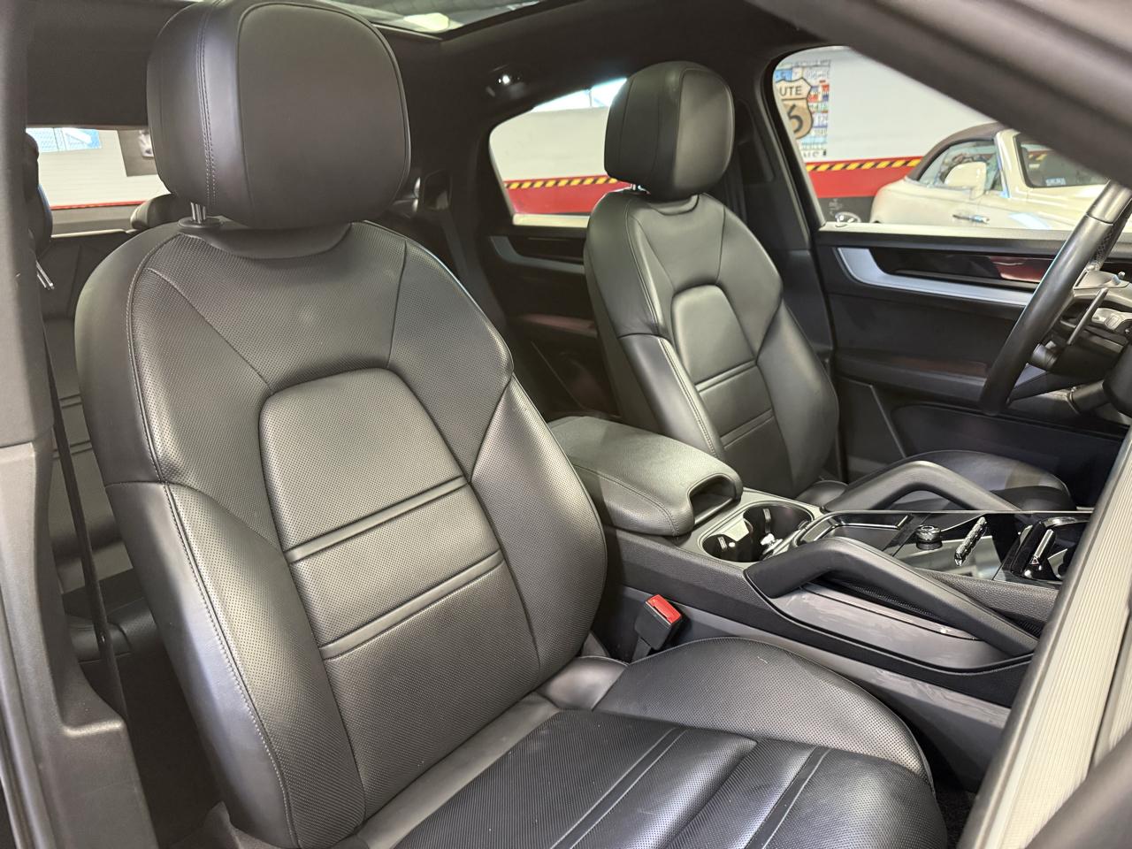Porsche Cayenne Coupe 2024