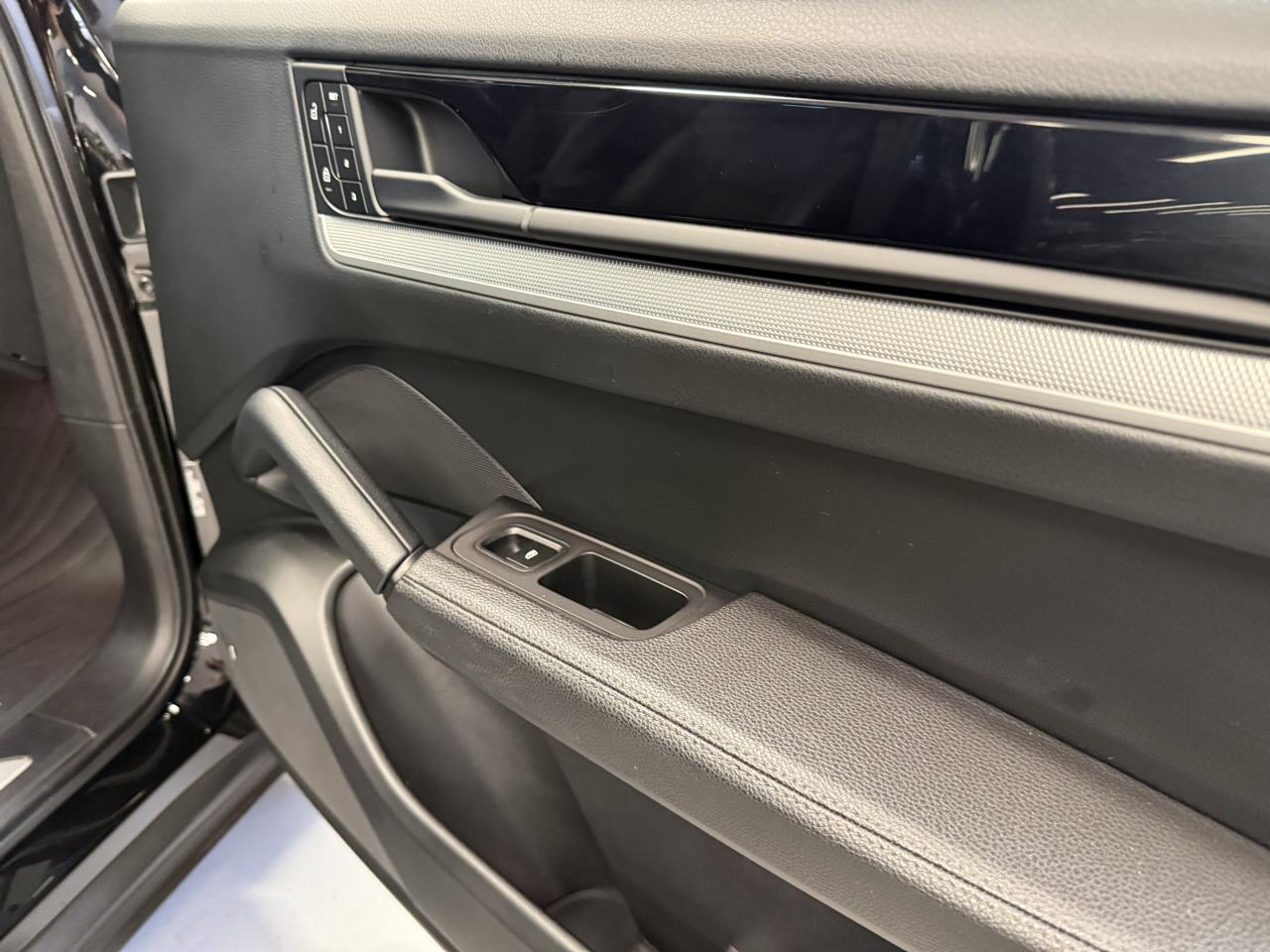 Porsche Cayenne Coupe 2024