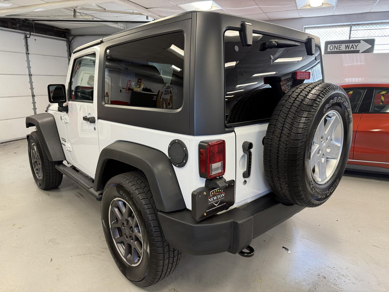 Jeep Wrangler Sport 4WD 2014