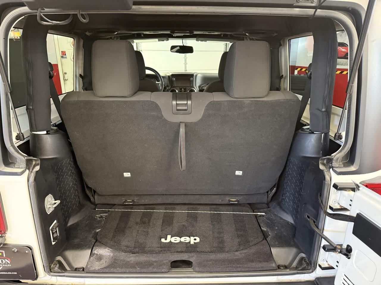 Jeep Wrangler Sport 4WD 2014